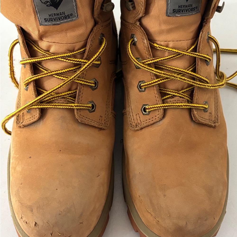 Tan Men's Boots plenty of life left. Son outgrew them.